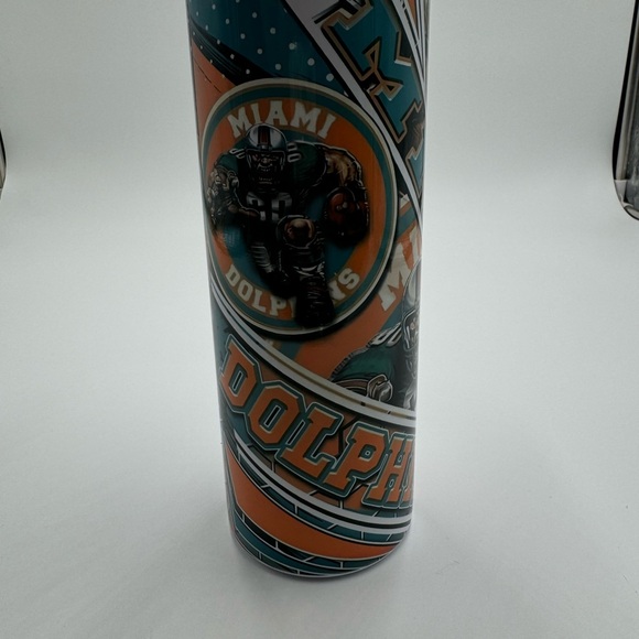 Miami dolphins - Picture 4 of 4